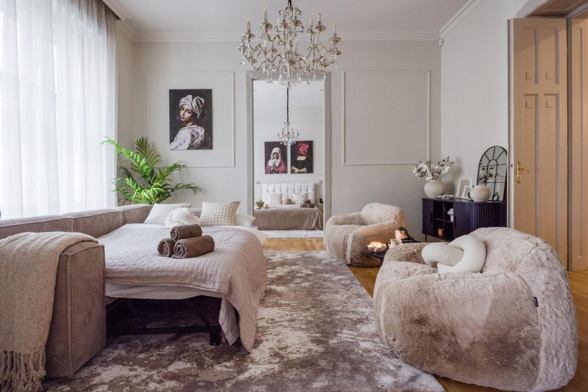 Timeless Elegant Apartment By Opera House Budapest Eksteriør billede
